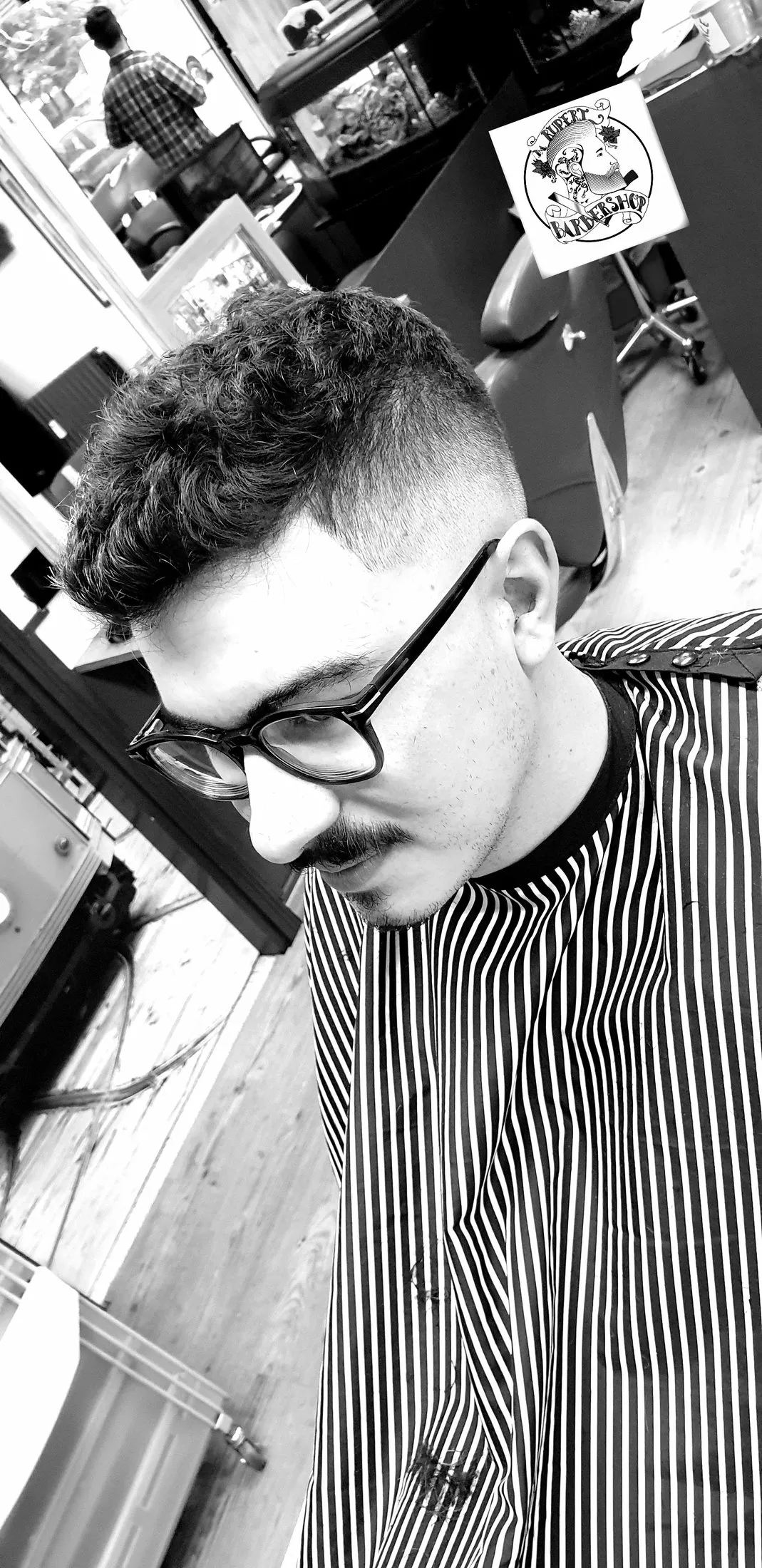 Frangia riccia con fade netto