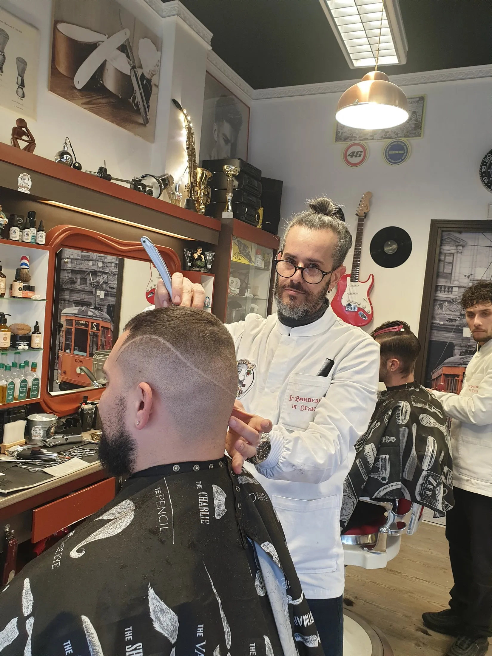 Roberto e Diego al lavoro contemporaneamente