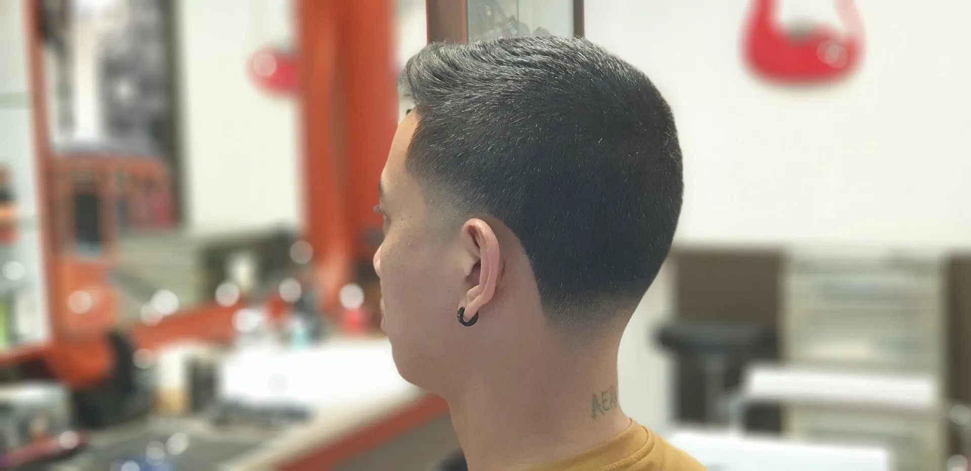 Fade visto di profilo, con luce naturale